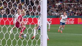 Αγγλία - Δανία | «ΜΑΓΙΚΟ» ΑΔΕΙΑΣΜΑ της Χάρντερ που φτάνει μια «ανάσα» από το γκολ!