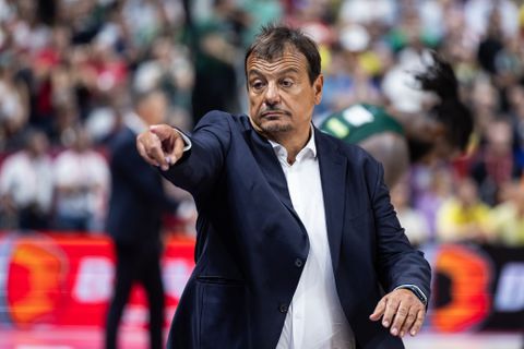 Αταμάν: «Μας θεωρούν φαβορί για την Euroleague, αλλά δεν βλέπω αυτή τη νοοτροπία στην ομάδα τη δεδομένη στιγμή»