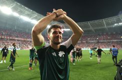 Η συγκλονιστική φωτό του Ιωαννίδη μπροστά από τον κόσμο του Παναθηναϊκού και η κίνηση αναγνώρισης του Κώτσιρα (pics)