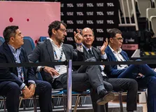 Ο Ανδρέας Ζαγκλής παρακολουθεί το Γεωργία - Ισπανία παρέα με τον Γκαρμπαχόσα