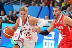 Τι αναφέρει το «BasketNews» για τον τραυματισμό του Ζάγκαρς στο Λετονία - Τουρκία