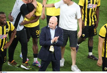 Ο Νίκολιτς αποθεώθηκε από τους φίλους της ΑΕΚ μετά την πρόκριση (vid)