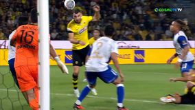 Ο Ασεβέδο έκοψε τη μπάλα στη γραμμή στην κεφαλιά του Μήτογλου