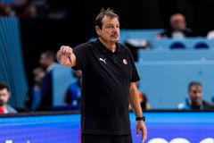 Αταμάν για το ποδόσφαιρο στην Τουρκία: «Ξοδεύονται τόσα εκατομμύρια αλλά δεν έρχονται επιτυχίες στην Ευρώπη»