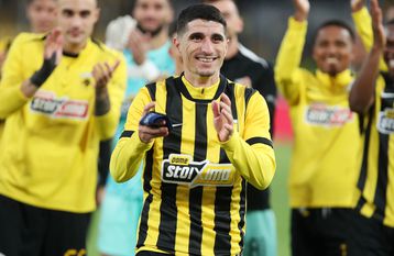 Η πρώτη φωτογραφία του Μάνταλου με τον Δικέφαλο της ΑΕΚ και βίντεο από το ντεμπούτο του (pic+vid)