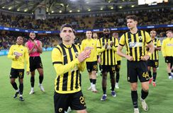 «Δεν θα άλλαζα τίποτα στην πορεία μου στην ΑΕΚ» - Οι δηλώσεις του Μάνταλου μετά τις 400 συμμετοχές