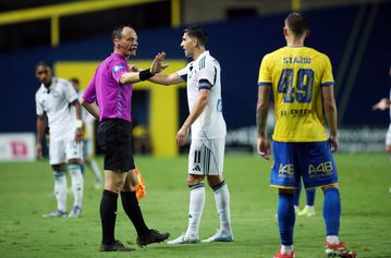 Ακυρώνεται με VAR το γκολ του Σιέλη