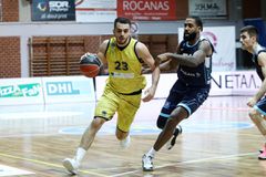 Ο Κολοσσός «θυσιάζει» τον Σίμονς για τον Γκάουντλοκ!