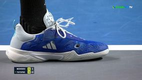 Η μεγάλη τρύπα στο παπούτσι του Τσιτσιπά (vid)