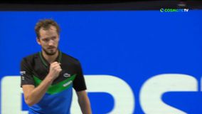 Έχει το break ο Μεντβέντεφ μετά από το λάθος του Τσιτσιπά