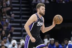 Τα back to back τρίποντα του Βεζένκοφ και η συνεισφορά του στην ήττα των Σακραμέντο Κινγκς (vid)