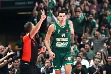 Ο Παναθηναϊκός λύγισε τη Μακάμπι με τρόμερο ξέσπασμα στο φινάλε, έχοντας το μυαλό στον Χολμς!