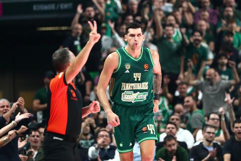 Ο Παναθηναϊκός λύγισε τη Μακάμπι με τρόμερο ξέσπασμα στο φινάλε, έχοντας το μυαλό στον Χολμς!