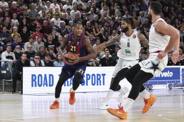 Νίκη-θρίλερ για την Μπαρτσελόνα με σούπερ Κλάιμπερν - Πρώτη νίκη για τη Μπασκόνια