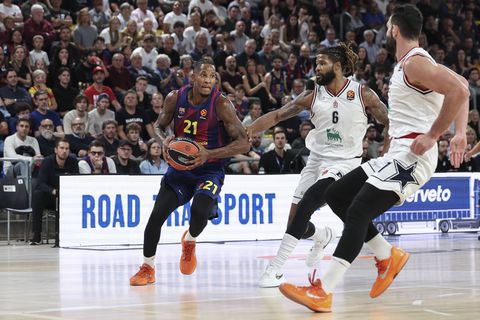 Νίκη-θρίλερ για την Μπαρτσελόνα με σούπερ Κλάιμπερν - Πρώτη νίκη για τη Μπασκόνια