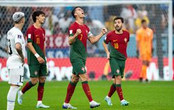 Απολαυστικός Μπρούνο Φερνάντες έστειλε την Πορτογαλία στους «16» και την Ουρουγουάη σε... τελικό επιβίωσης!