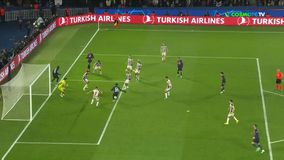 Εμπαπέ σερβίρει, Μπαρκολά... σπαταλάει!