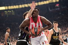 «Εξαφανίστηκε» στο 4ο δεκάλεπτο ο Ολυμπιακός και παραδόθηκε στην Παρτιζάν