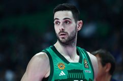 Παπαπέτρου: «Ο Σπανούλης είναι εξαιρετικός προπονητής - Χαρούμενοι που θα είναι ξανά μαζί μας ο Γιαννακόπουλος»