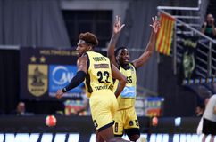 LIVE: ΚΛΟΥΖ - ΑΡΗΣ