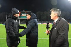 Τα άκουσε ο γυμναστής του ΠΑΟΚ από τον Λουτσέσκου τη στιγμή που ο Ρουμάνος δεν ήξερε ότι είναι στον αέρα (vid)