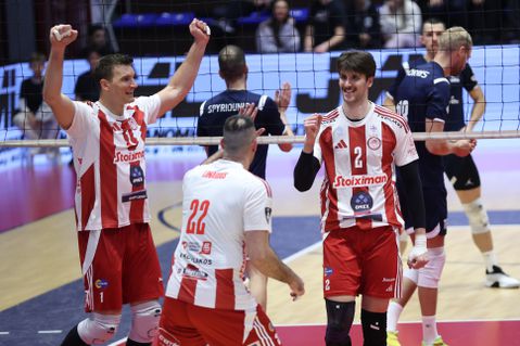 «Καθάρισε» την Κηφισιά ο Ολυμπιακός και ανέβηκε στην τρίτη θέση