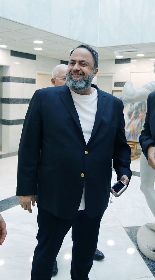 Ο Βαγγέλης Μαρινάκης στηρίζει τον παγκόσμιο πρωταθλητή πάλης Γιώργο Κουγιουμτσίδη