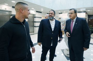 Ο Βαγγέλης Μαρινάκης στηρίζει τον παγκόσμιο πρωταθλητή πάλης Γιώργο Κουγιουμτσίδη