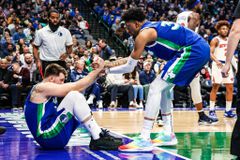 Δείτε το αδιανόητο καλάθι του Ντόντσιτς που έστειλε το Ντάλας και τη Νέα Υόρκη στην παράταση (vid)