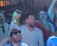 Ο Μέσι χορεύει και τραγουδάει «Muchachos» στο πάρτι της ανιψιάς του (vid)