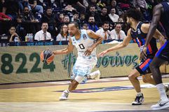 Ο Κολοσσός άφησε το αρνητικό σερί και επέστρεψε στις νίκες κάνοντας... πάρτι απέναντι στον Πανιώνιο