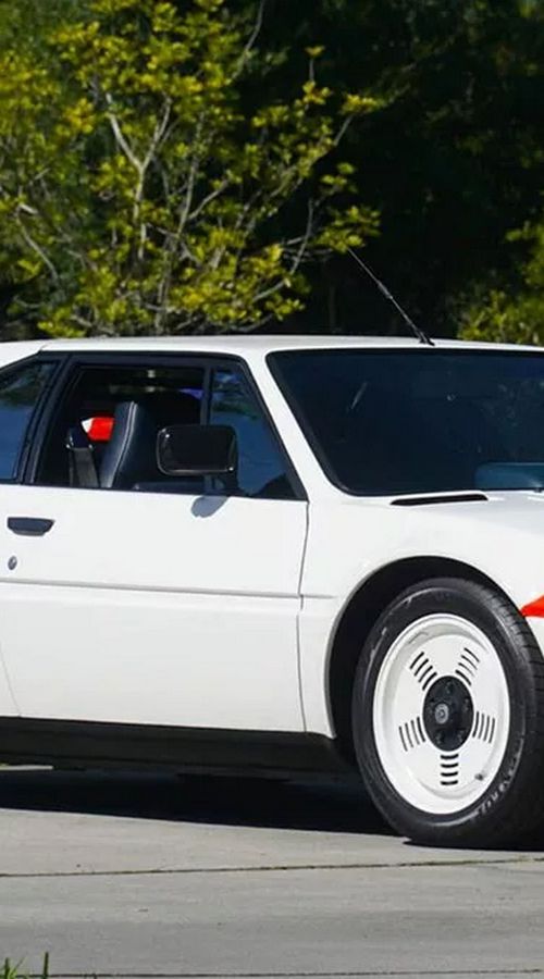 Στο σφυρί η θρυλική BMW M1 του Νίκι Λάουντα