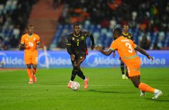 Ισόπαλες Καμερούν και Ακτή Ελεφαντοστού, συνέχισε στις νίκες η Αλγερία