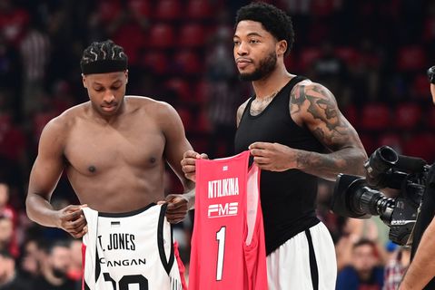 Ο «εκλεκτός» Τζόουνς, ο ρόλος του Λι σε ένα άτυπο trade και ο λόγος που τον θέλει ο Ολυμπιακός