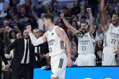 Η Ρεάλ Μαδρίτης με ανατροπή στο δεύτερο ημίχρονο υπέταξε την Ουνικάχα Μάλαγα