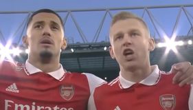 «Αδελφικό» bullying στον Ζιντσένκο από τους πρώην συμπαίκτες του στη Μάντσεστερ Σίτι (vid,pics)