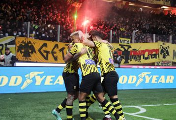 Απίθανο λάθος του Νταμπό και 3-0 η ΑΕΚ (vid)