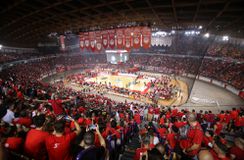 To ΣΕΦ τίμησε τη μνήμη του Άλκη Καμπανού (vid)