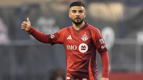 Επιστροφή-έκπληξη για Ινσίνιε στην Ιταλία