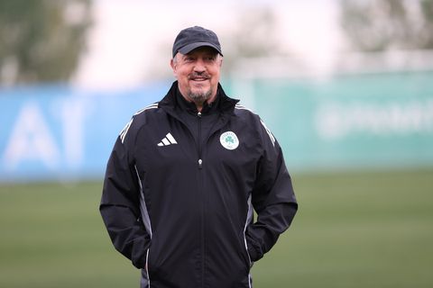 Μπενίτεθ για Ρόμα: «Καλή ομάδα, σε εξαιρετική κατάσταση, με έμπειρο προπονητή»