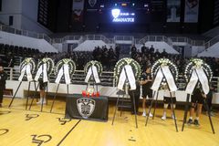 Συγκλονιστικές στιγμές στο «Παλατάκι» στη μνήμη των 7 αδικοχαμένων οπαδών του ΠΑΟΚ