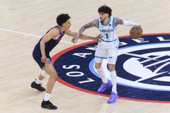 Άνετο πέρασμα των Χόρνετς από το Μέμφις