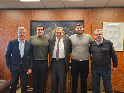 Κούβελος για Εθνική πόλο ανδρών: «Στόχος ένα μεγάλο αποτέλεσμα στο Λος Άντζελες»