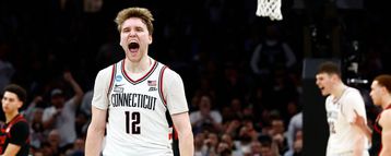Το Κονέκτικατ του Ρούμογλου έκλεισε θέση στην οκτάδα του NCAA