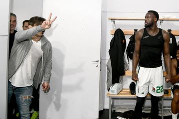 Στα αποδυτήρια του Παναθηναϊκού AKTOR ο Γιαννακόπουλος - Το μήνυμα που έστειλε στους παίκτες (vid)