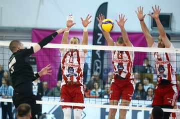 LIVE: ΟΛΥΜΠΙΑΚΟΣ - ΠΑΟΚ