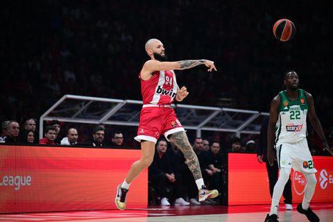 Η απουσία του Φουρνιέ και ένα ντέρμπι «αιωνίων» που δεν είναι σαν τα άλλα