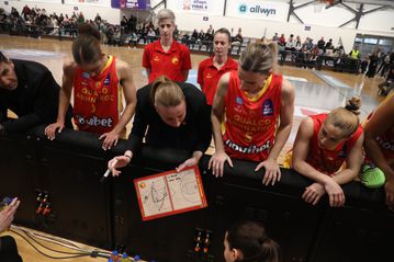 Καλτσίδου: «Συγχαρητήρια για τον πρώτο τίτλο της χρονιάς, είμαστε ακόμα πολύ πεινασμένοι» (vid)