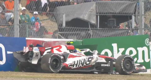 Σφοδρή σύγκρουση και τραυματισμός για τον Μπέρμαν στο Ιαπωνικό GP (vid)