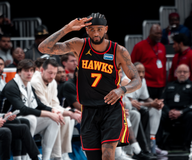 Οι Χοκς «καθάρισαν» τους Κινγκς και συνεχίζουν προς τα playoffs